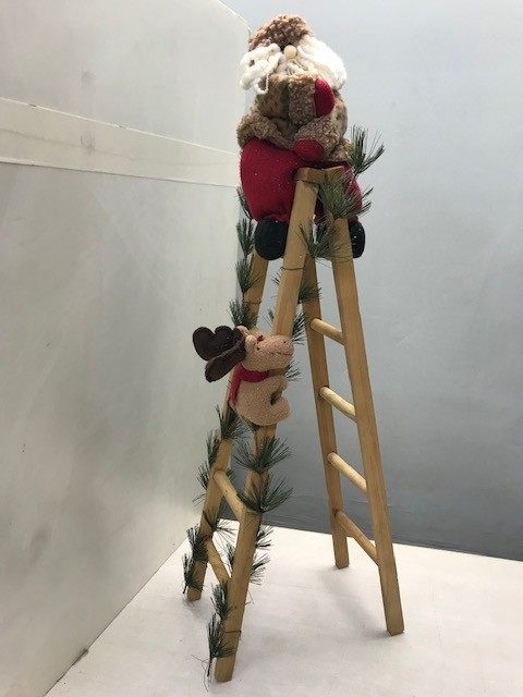ヤフオク クリスマス オブジェ はしごを登る サンタ