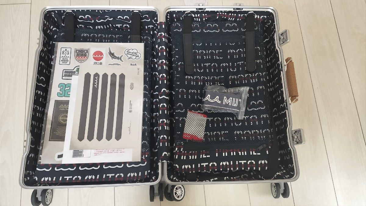ムータマリン アルミニウム キャリーケース 60L TSAロック muta ムータマリン アルミニウム キャリーケース 60L TSAロック muta