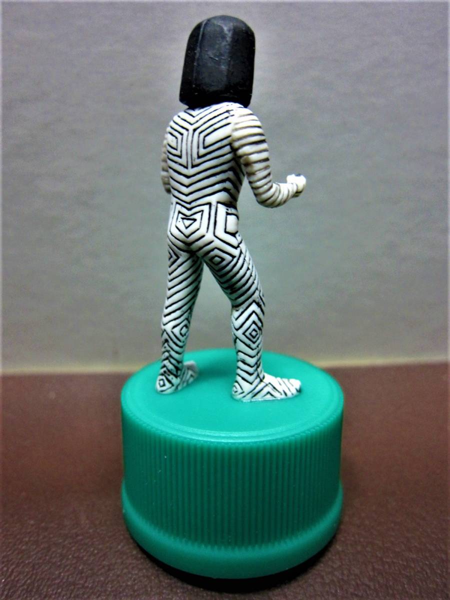 ウルトラマンムービー2003タイアップキャンペーン◎ORIGINAL BOTTLE CAP FIGURE◎ダダ(ウルトラマン)◎アサヒ飲料 おまけ 非売品_画像7