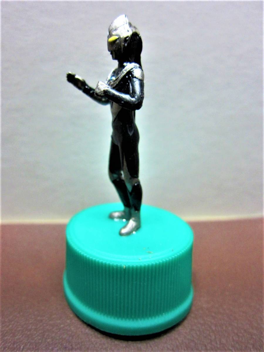 ウルトラマンムービー2003タイアップキャンペーン◎ORIGINAL BOTTLE CAP FIGURE◎ティガダーク(ウルトラマンティガ)◎アサヒ飲料 おまけ_画像4