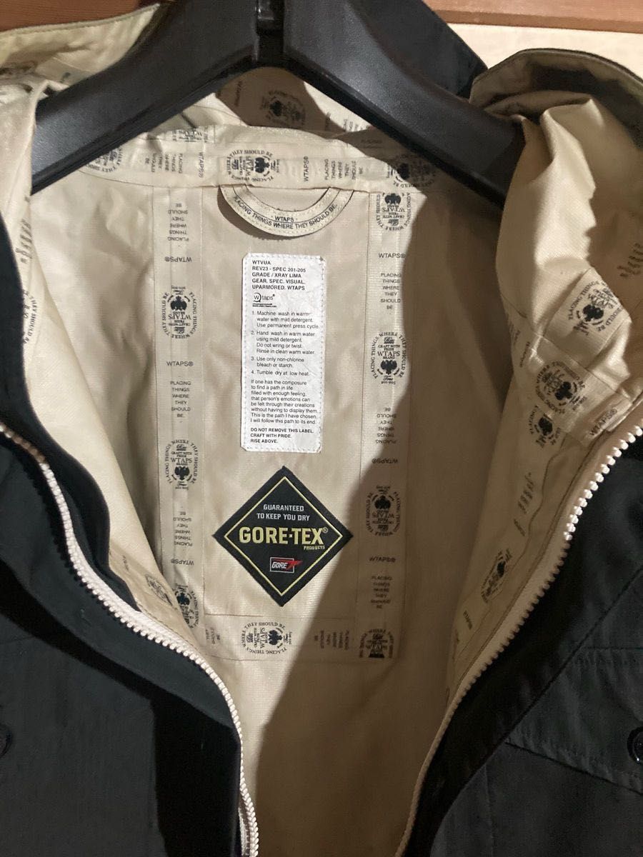 wtaps マウンテンパーカー ブラック 黒ストライプ XL ダブル wtaps マウンテンパーカー ブラック 黒ストライプ XL ダブル