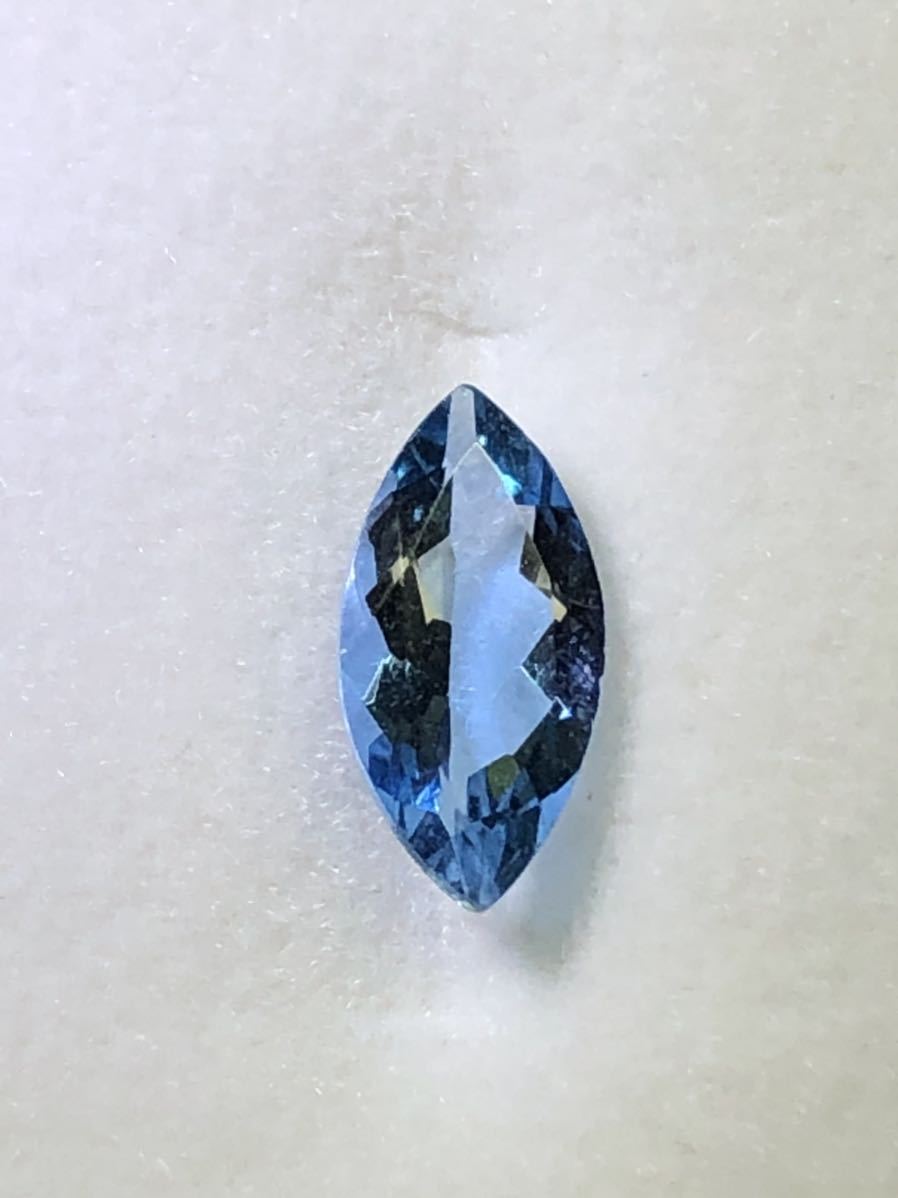 [ I clean ] Special .. times high sun ta Mali a aquamarine 0.45ct