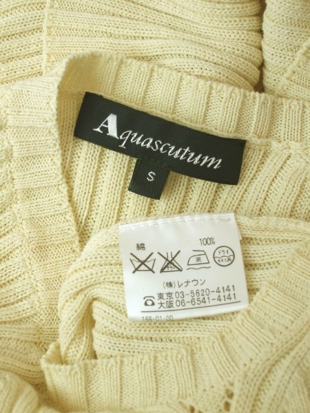 美品/アクアスキュータム Aquascutum 素敵なリブ編みニット 小さいサイズ 表記S(7号相当) オフ白 綿100 お出掛け 春秋向け トップス_画像4