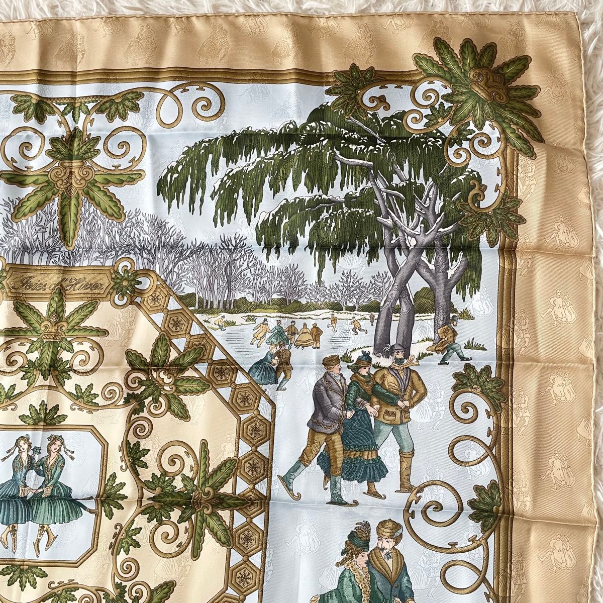 超美品】HERMES エルメス カレ90 スカーフ 冬の愉しみ Joies d 超美品】HERMES エルメス カレ90 スカーフ 冬の愉しみ Joies d
