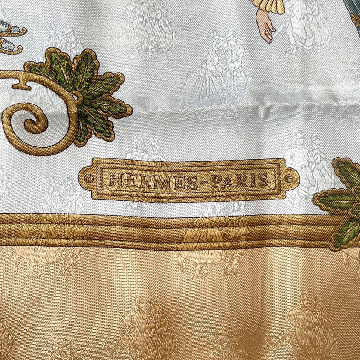 超美品】HERMES エルメス カレ90 スカーフ 冬の愉しみ Joies d 超美品】HERMES エルメス カレ90 スカーフ 冬の愉しみ Joies d