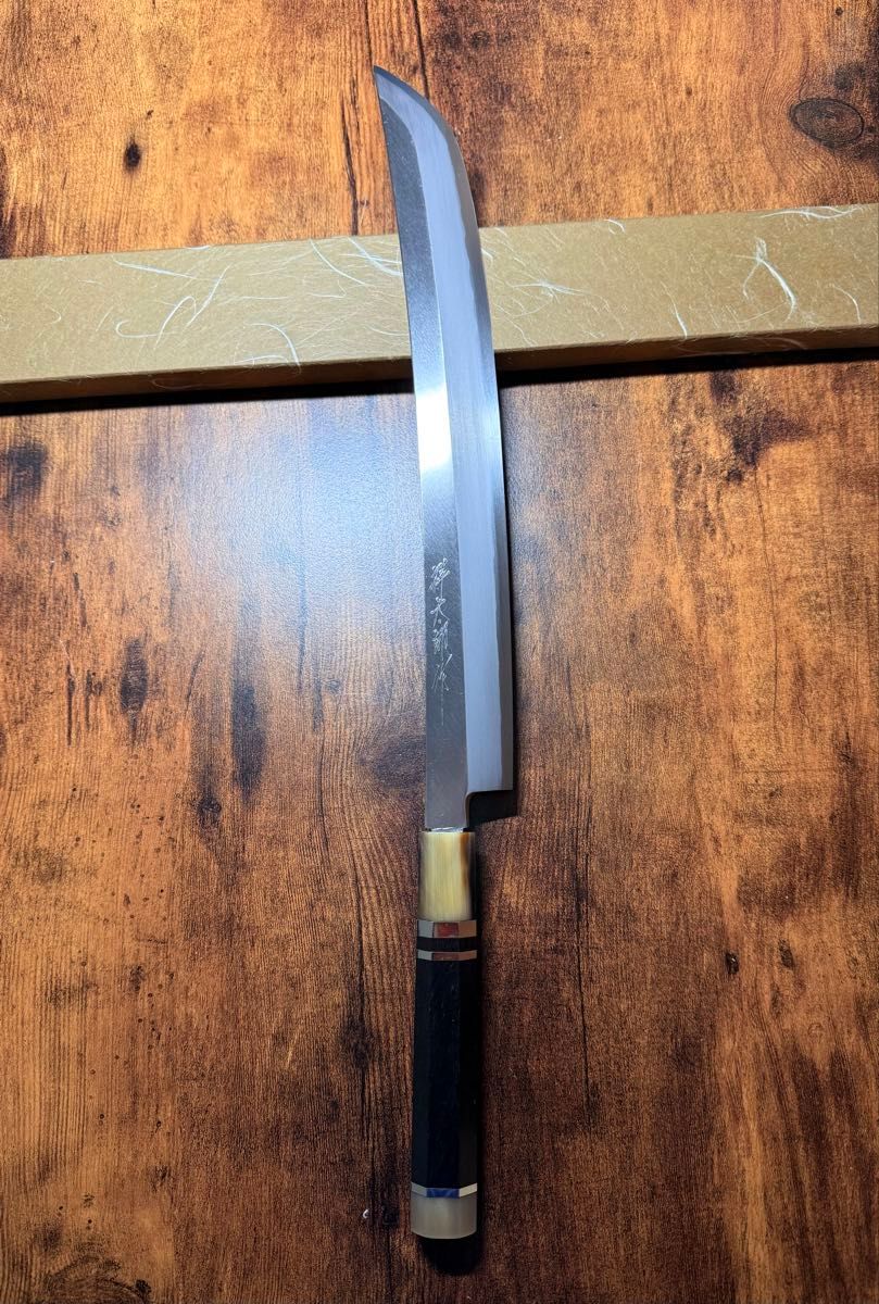 堺打刃物】祥太郎作 蛸引 先丸 尺一寸 包丁 銀三鋼 鬼反り黒檀銀 堺打刃物】祥太郎作 蛸引 先丸 尺一寸 包丁 銀三鋼 鬼反り黒檀銀