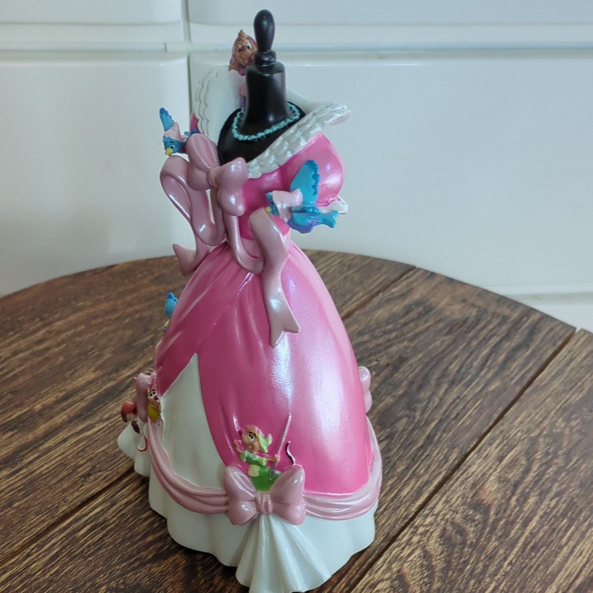 希少 ディズニーストア シンデレラ ピンクドレスフィギュア 最終 希少 ディズニーストア シンデレラ ピンクドレスフィギュア 最終
