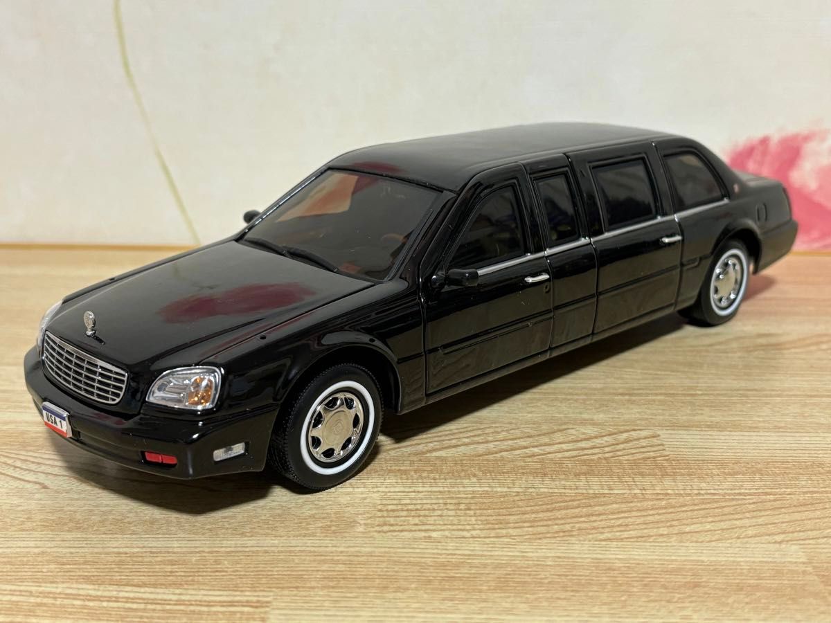 1/24ミニカー☆キャデラック 送料無料 1/24 キャデラック デビル リムジン ミニカー CADILLAC