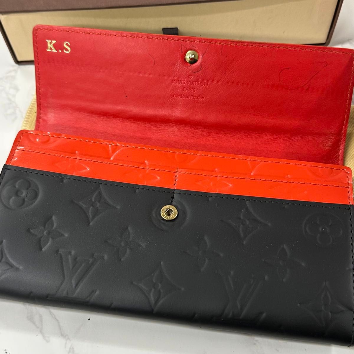 新品同様！ ルイヴィトン LOUIS VUITTON ヴェルニ ポルトフォイユ サラ 財布 長財布