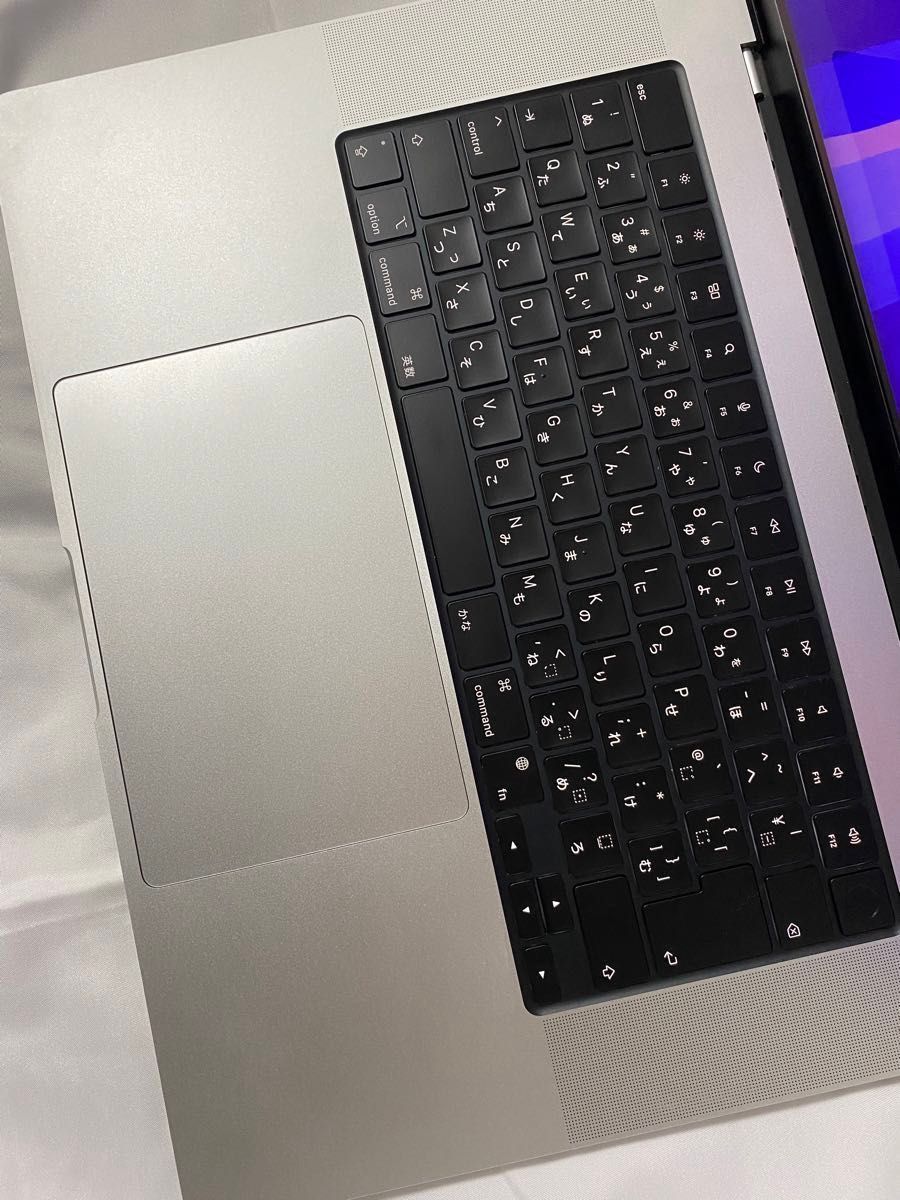 Macbook pro M3 16インチ シルバー メモリ 18GB ストレージ 512GB Macbook pro M3 16インチ シルバー メモリ 18GB ストレージ 512GB