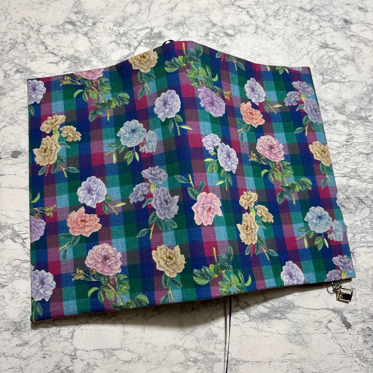 ブックカバー 四六判 センテッドガーデン Liberty