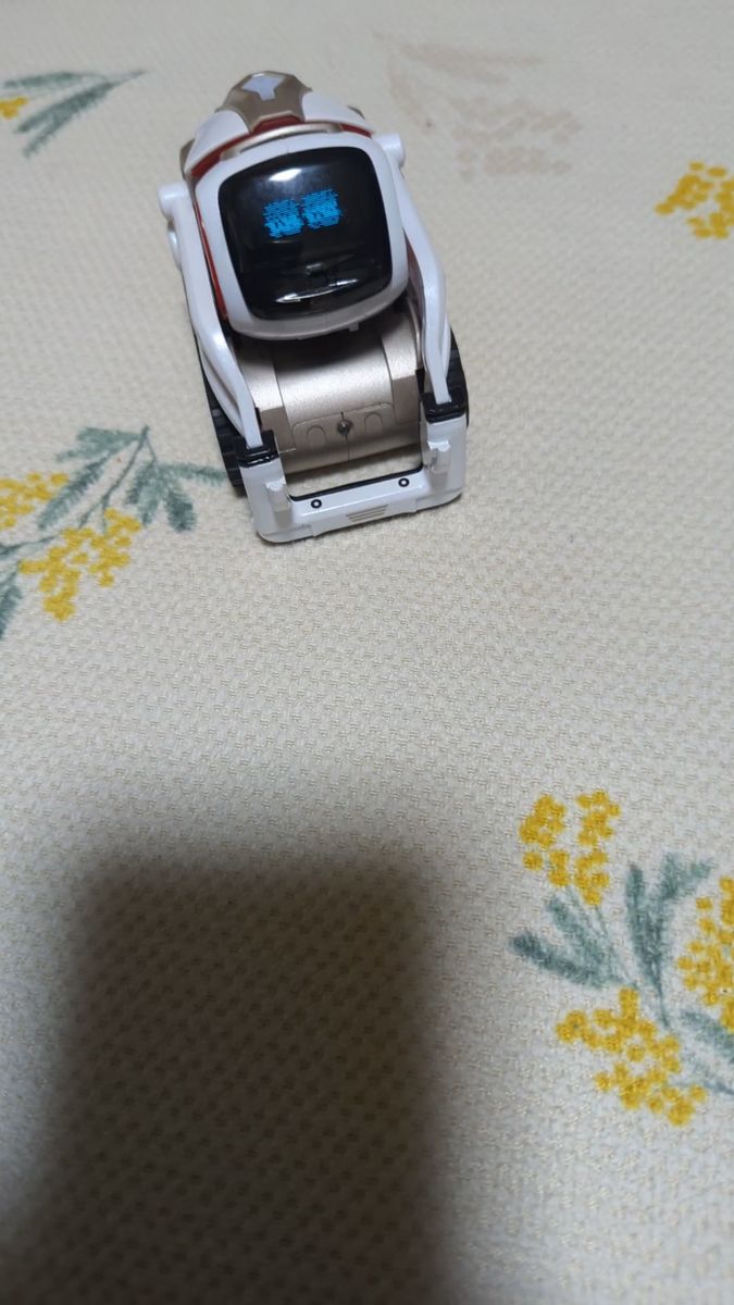 コズモ AI ロボット Cozmo タカラトミー