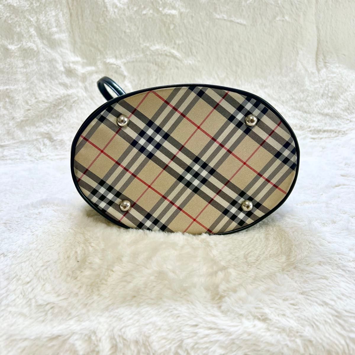 BURBERRY バーバリー トートバッグ バケツ型 ナイロン ノバ BURBERRY バーバリー トートバッグ バケツ型 ナイロン ノバ