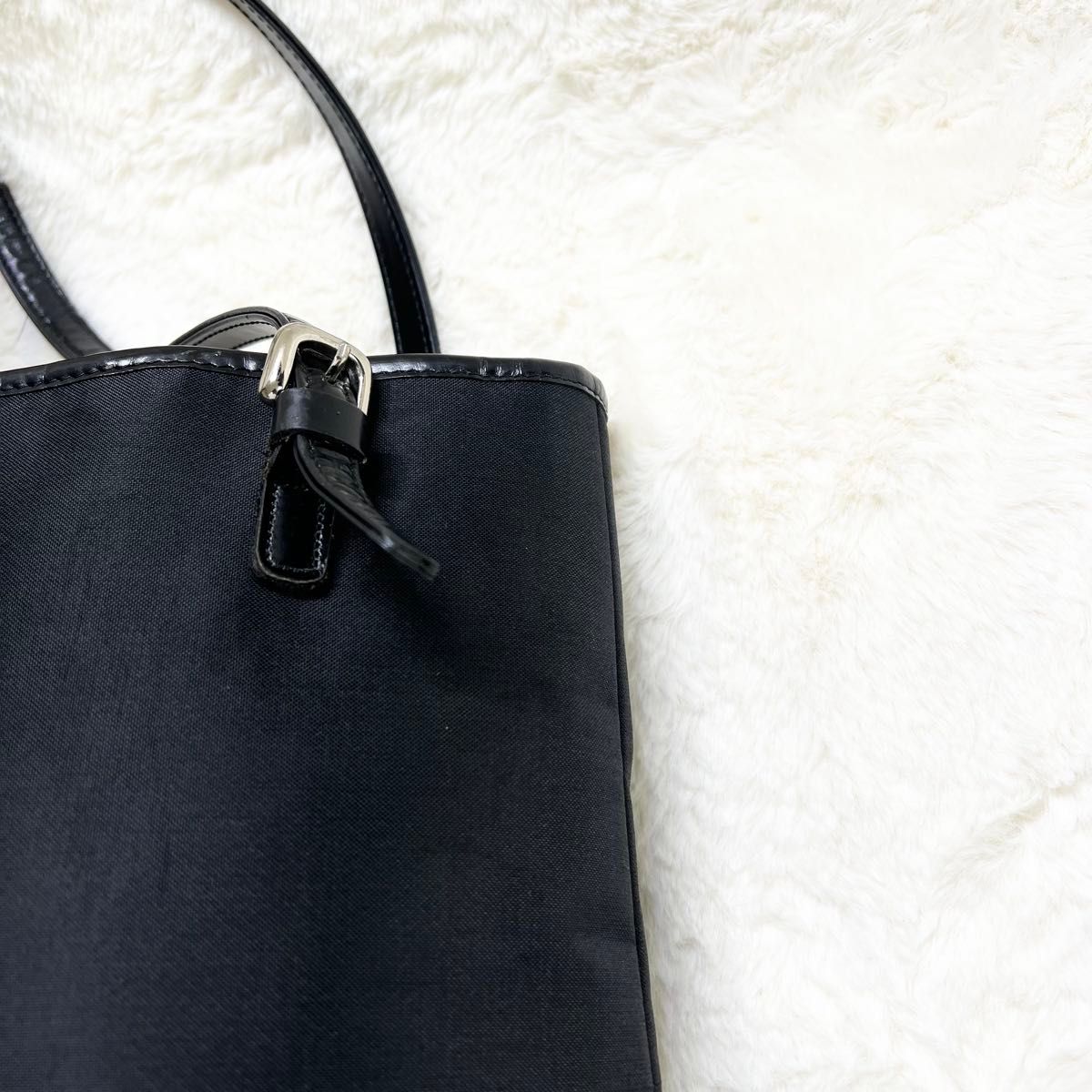 BURBERRY バーバリー トートバッグ バケツ型 ナイロン ノバ BURBERRY バーバリー トートバッグ バケツ型 ナイロン ノバ