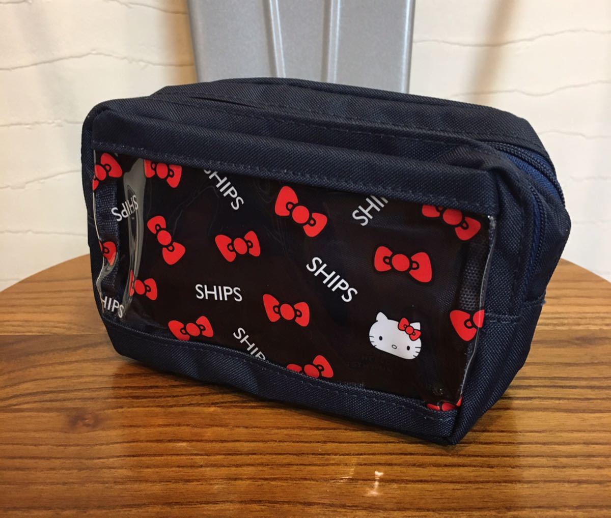  new goods |Hello Kitty×SHIPS|W Zip pouch | navy | compact . storage power eminent!
