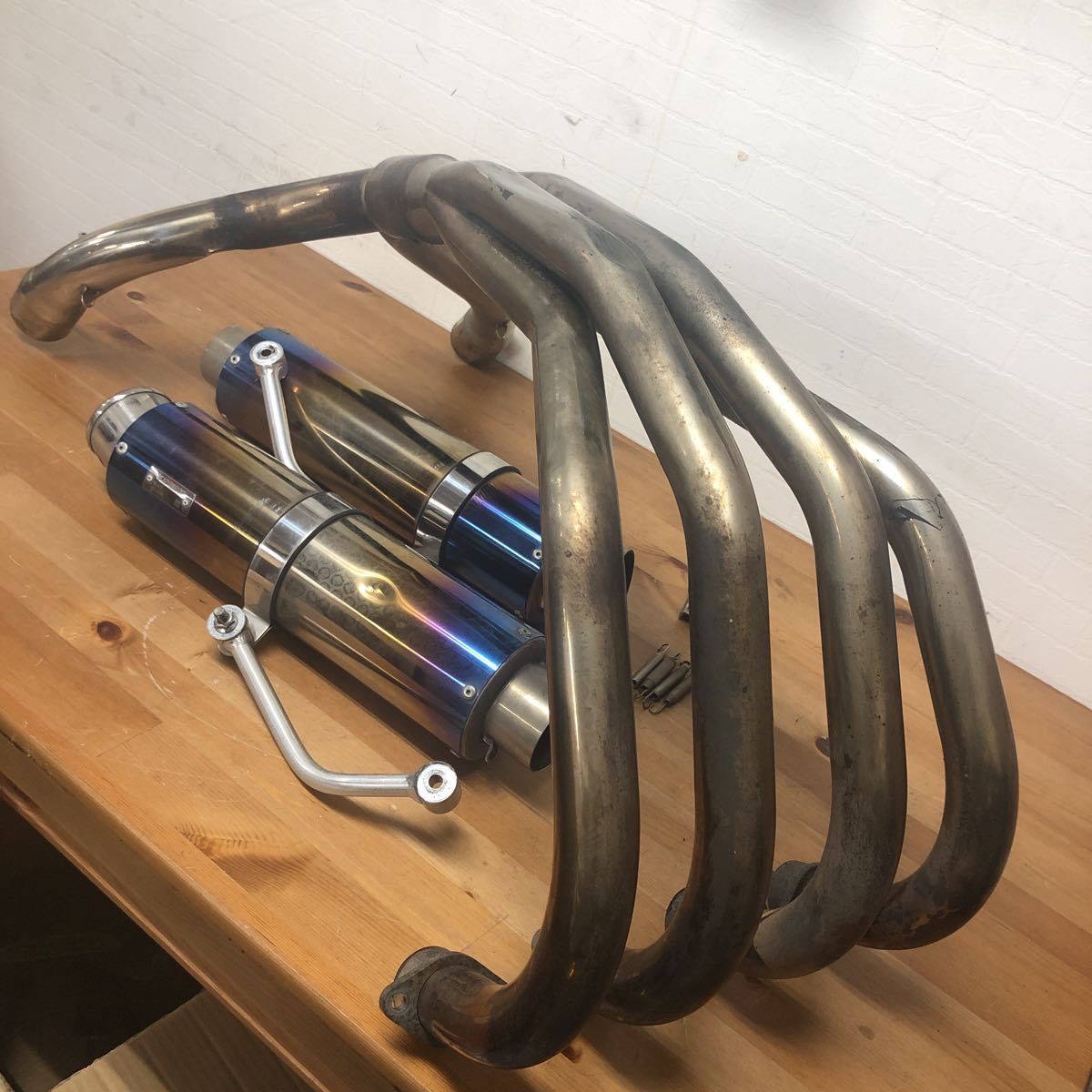 日本yahoo拍賣 樂淘letao代購代標第一品牌 ホンダ Cb400sf Sb Nc42 用spタダオ Two Tail ツーテール 2本出し 取付けステー剥がれ 中古品