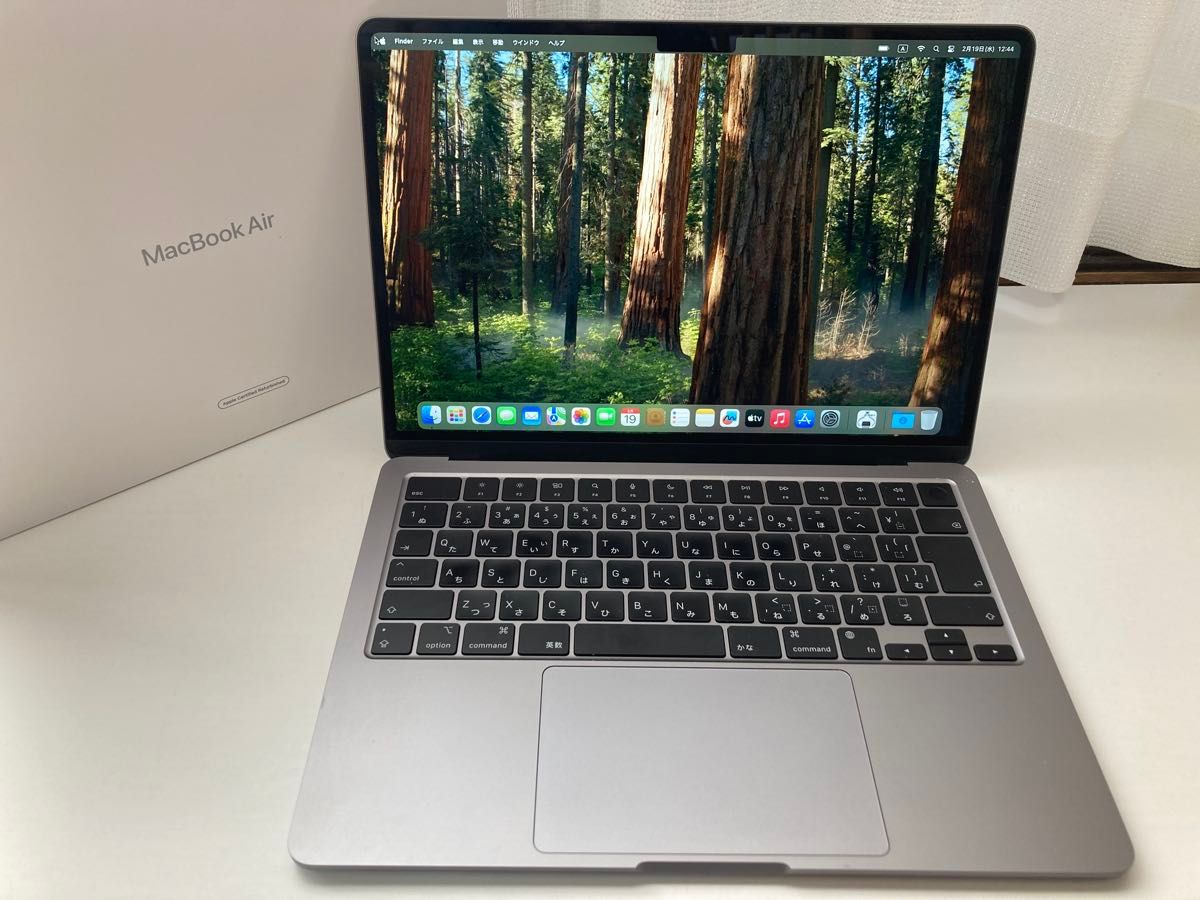 美品 MacBook Air M2 A2681 FLXW3J/A 8GB/256GB スペースグレー 美品 MacBook Air M2 A2681 FLXW3J/A 8GB/256GB スペースグレー