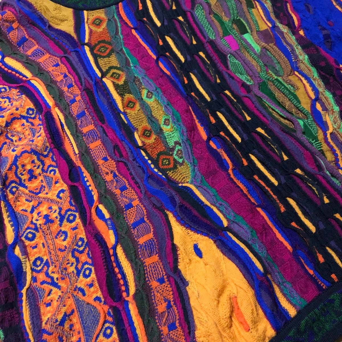 coogi クージー 立体 編込み 3Dニット マルチカラー 総柄 凹凸 coogi クージー 立体 編込み 3Dニット マルチカラー 総柄 凹凸
