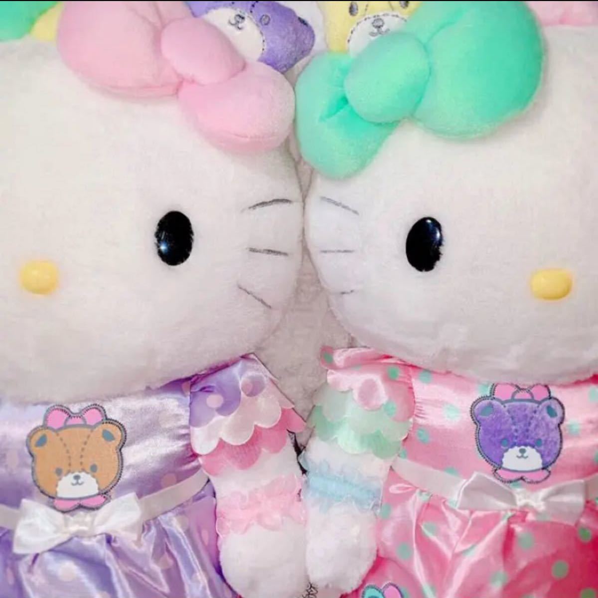 ハローキティ タイニーチャム HUGドール ぬいぐるみ 40th 40周年 ハローキティ タイニーチャム HUGドール ぬいぐるみ 40th 40周年