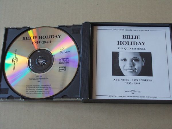E2663　即決　CD　ビリー・ホリデイ　BILLIE HOLIDAY『THE QUINTESSENCE　NEW YORK LOS ANGELES 1935-1944』　輸入盤　2枚組_画像2