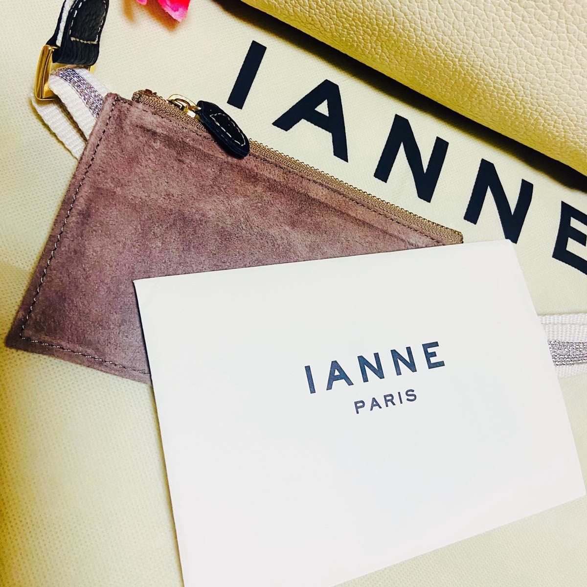本革 IANNE イアンヌ ハンドバッグ ショルダーバッグ パンダ 本革 IANNE イアンヌ ハンドバッグ ショルダーバッグ パンダ