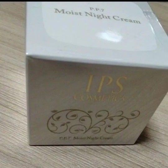お手軽価格で贈りやすい IPSコスメティックスナイトクリーム40g 1個です｜Yahoo!フリマ フェイスクリーム