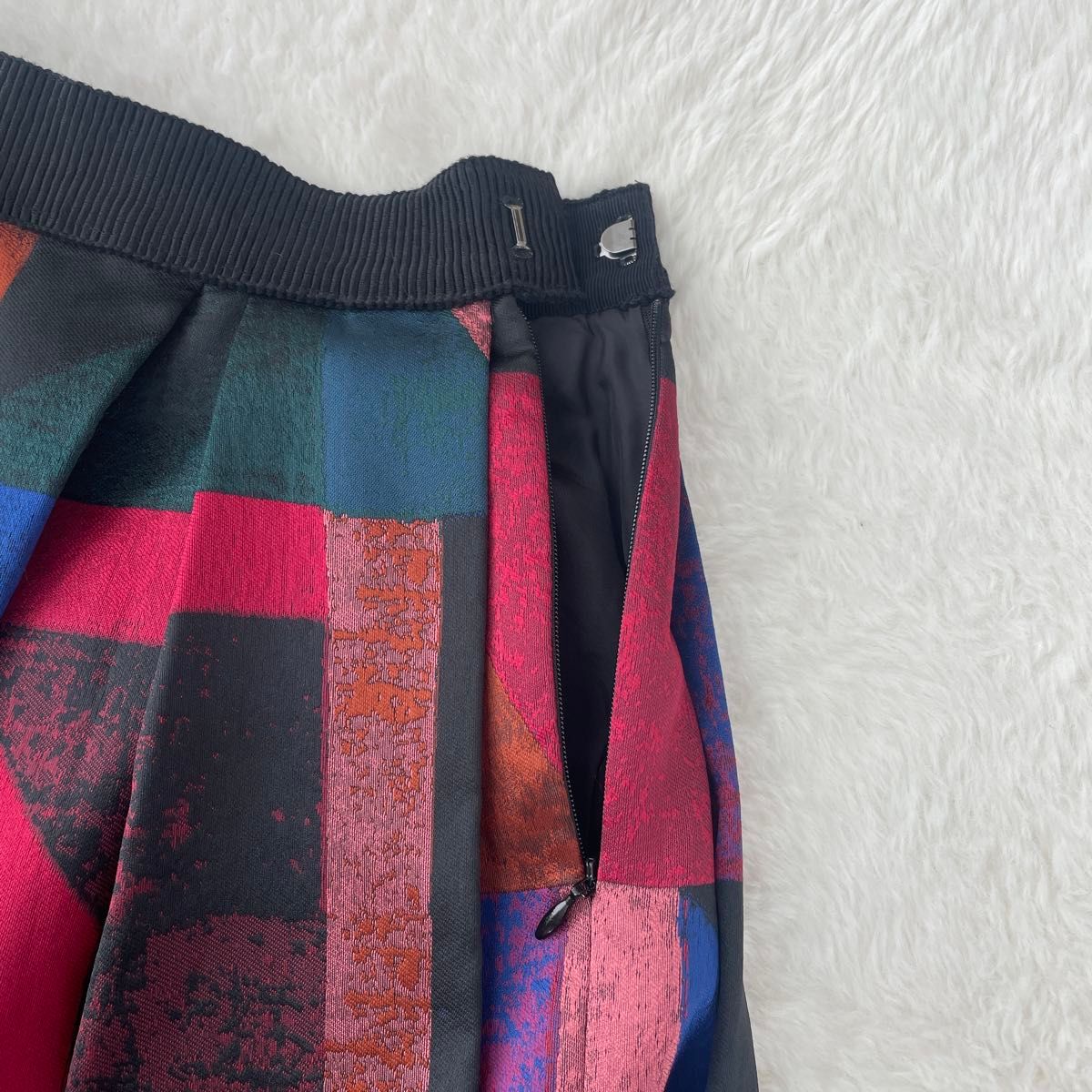 美品 ANAYI 膝丈スカート 総柄 幾何模様 タック プリーツ|Yahoo 美品 ANAYI 膝丈スカート 総柄 幾何模様 タック プリーツ|Yahoo