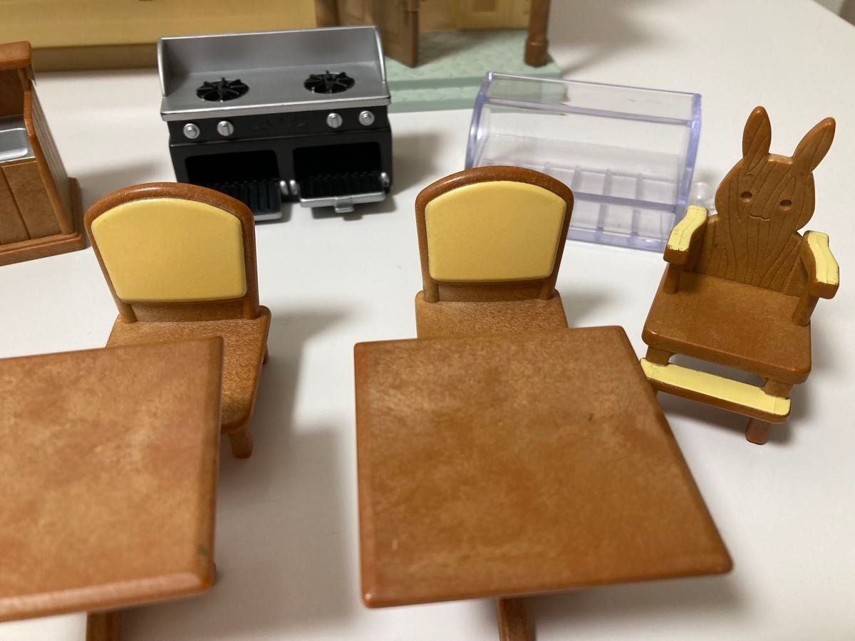 レア】シルバニアファミリー 森のキッチン ② ハ-31 廃盤品 レア】シルバニアファミリー 森のキッチン ② ハ-31 廃盤品