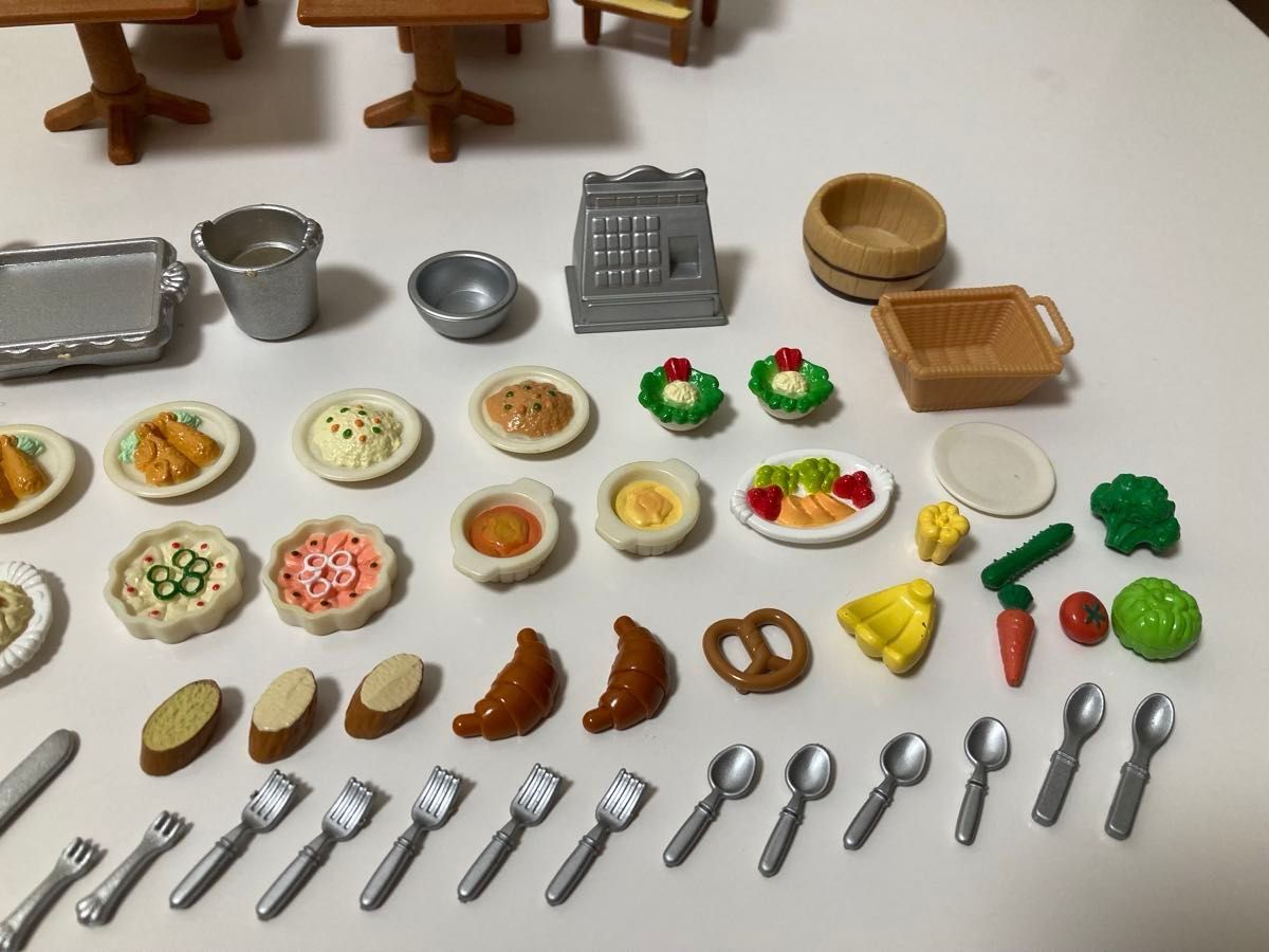 レア】シルバニアファミリー 森のキッチン ② ハ-31 廃盤品 レア】シルバニアファミリー 森のキッチン ② ハ-31 廃盤品
