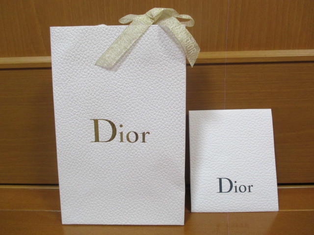 ヤフオク! - 送料140円新品＆極美品 Dior 白いギフトバッグ（