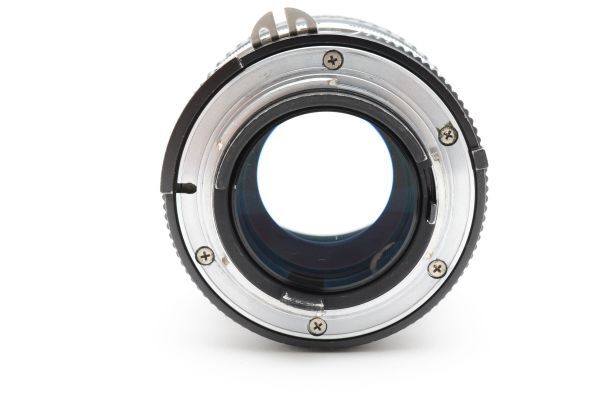 ☆実用美品☆ニコン NIKON NIKKOR 105mm F2.5 Ai #2257(ニコン ☆実用美品☆ニコン NIKON NIKKOR 105mm F2.5 Ai #2257(ニコン