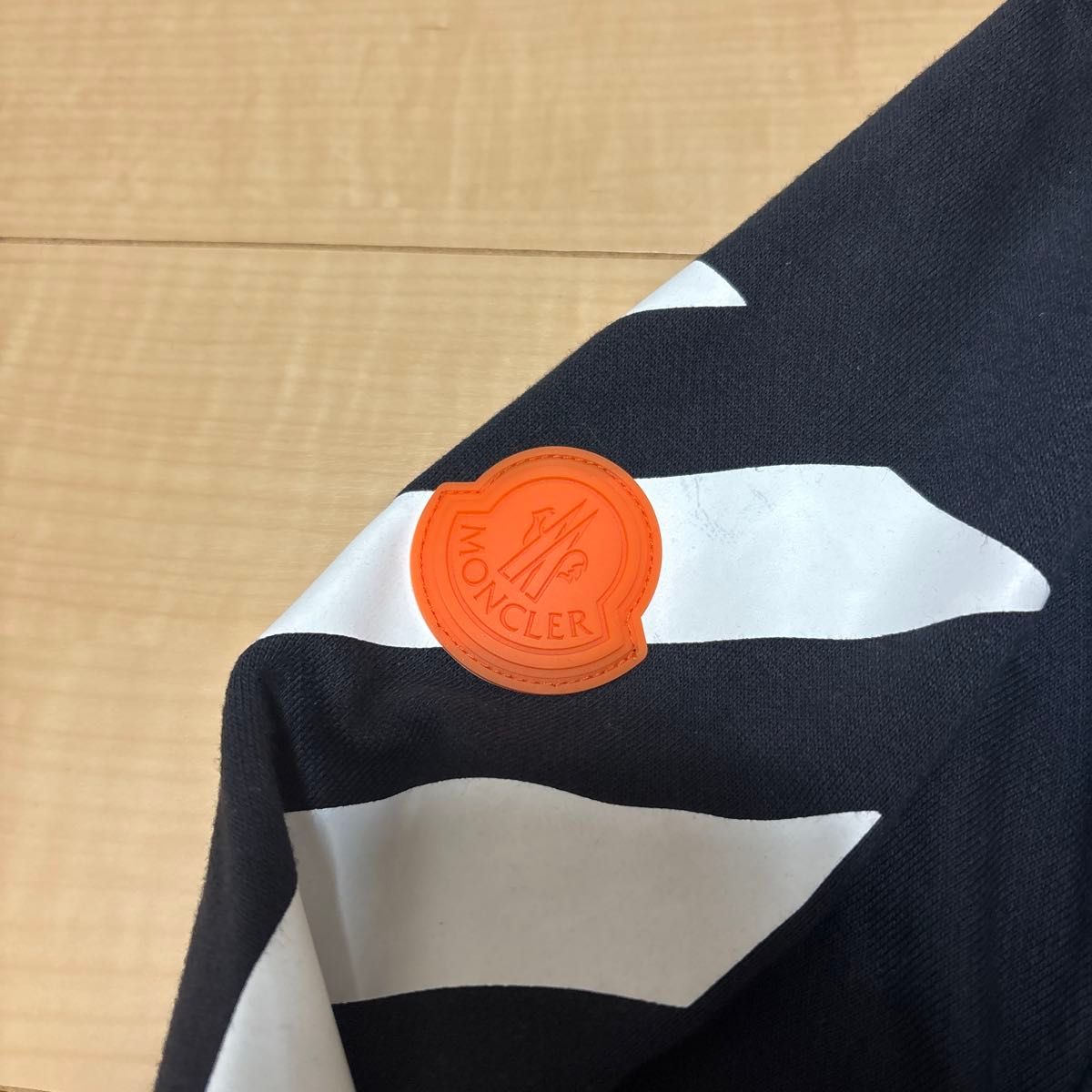 モンクレール オフホワイト MONCLER off-white 絶版コラボ モンクレール オフホワイト MONCLER off-white 絶版コラボ