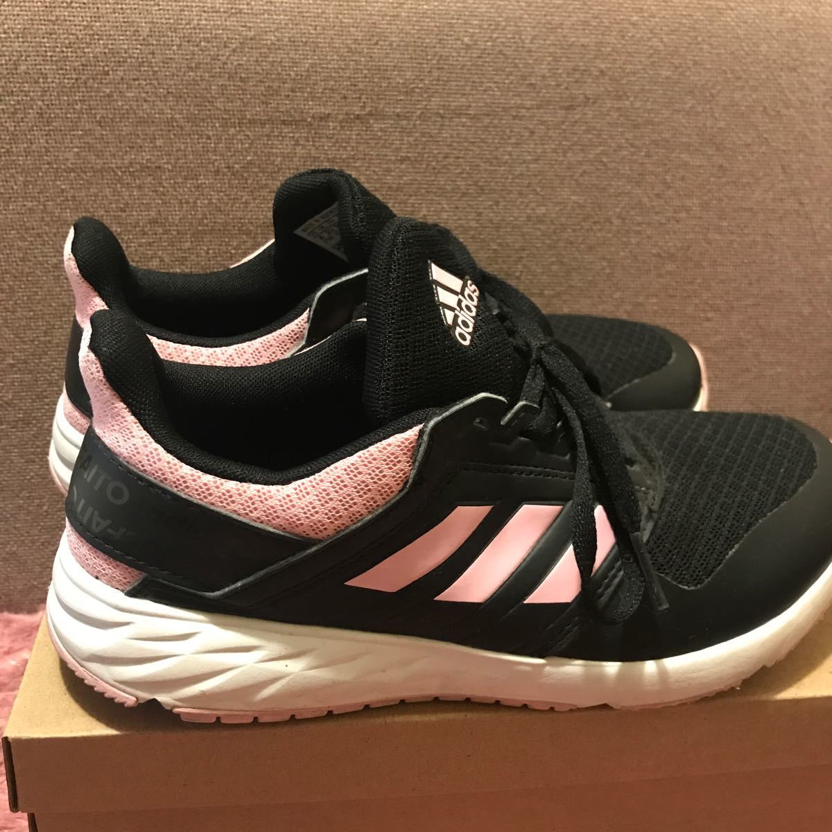 Paypayフリマ アディダス Adidas スニーカー キッズ レディース22 5cm 美品 黒 Paypayフリマ アディダス Adidas スニーカー キッズ レディース22 5cm 美品 黒