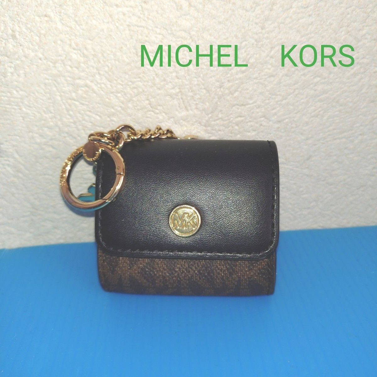 MICHAEL KORS マイケルコース イヤホンケース
