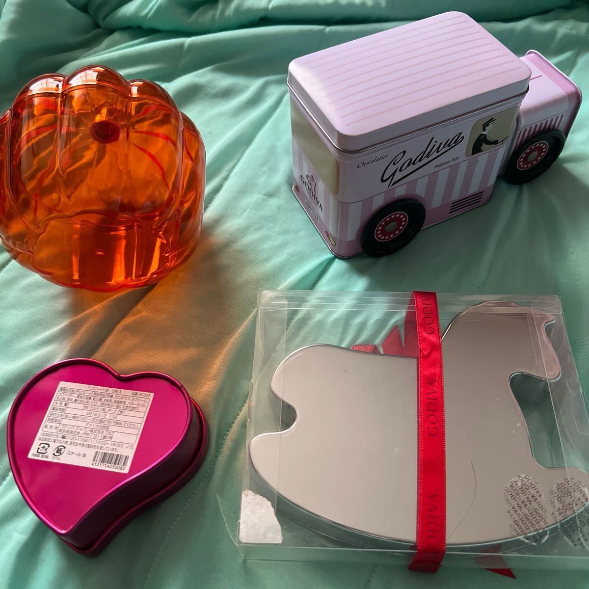 GODIVA ゴディバ 缶 ケース 4つセット パンプキン ハート 車 GODIVA ゴディバ 缶 ケース 4つセット パンプキン ハート 車