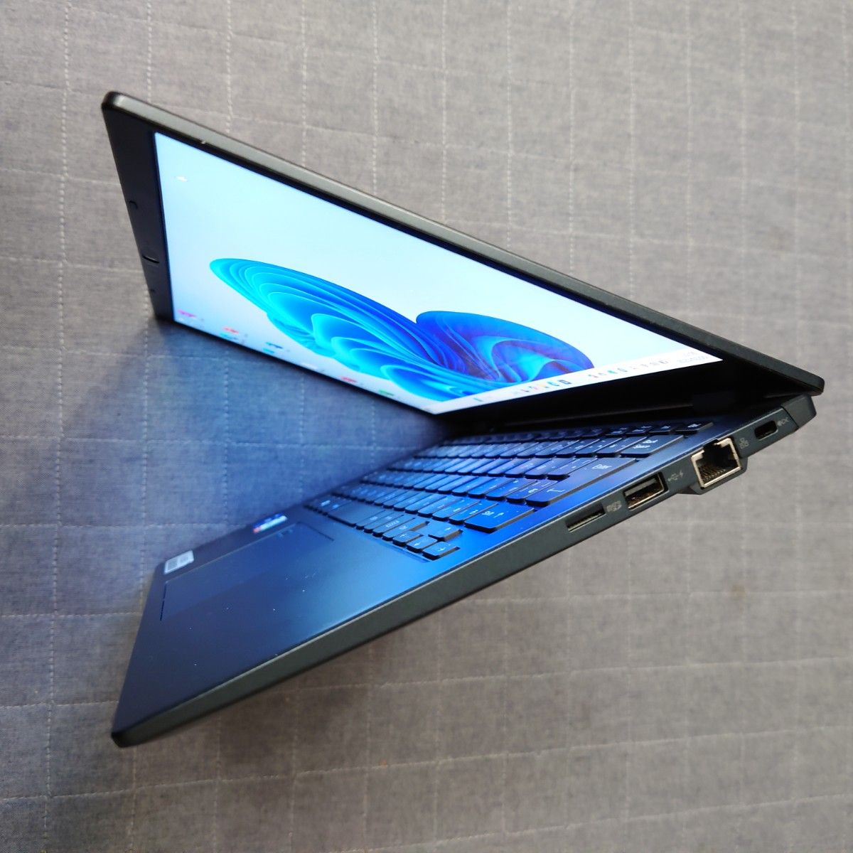 美品 爆速 Dynabook 超軽量 11世代i5 16GB 新品512GB 3 美品 爆速 Dynabook 超軽量 11世代i5 16GB 新品512GB 3