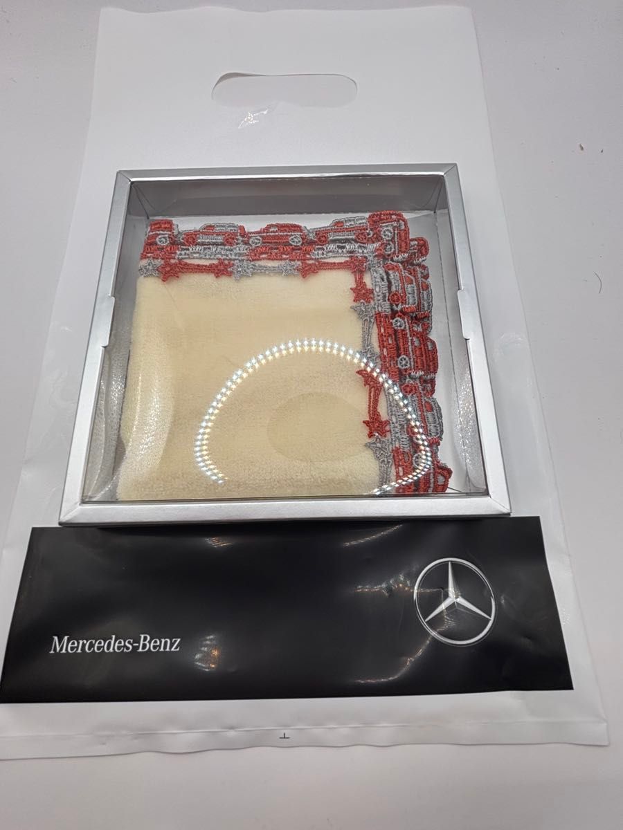 Mercedes-Benz 車両モチーフタオルハンカチ近沢レース店コラボ新品イエローメルセデスベンツゲレンデデザイン
