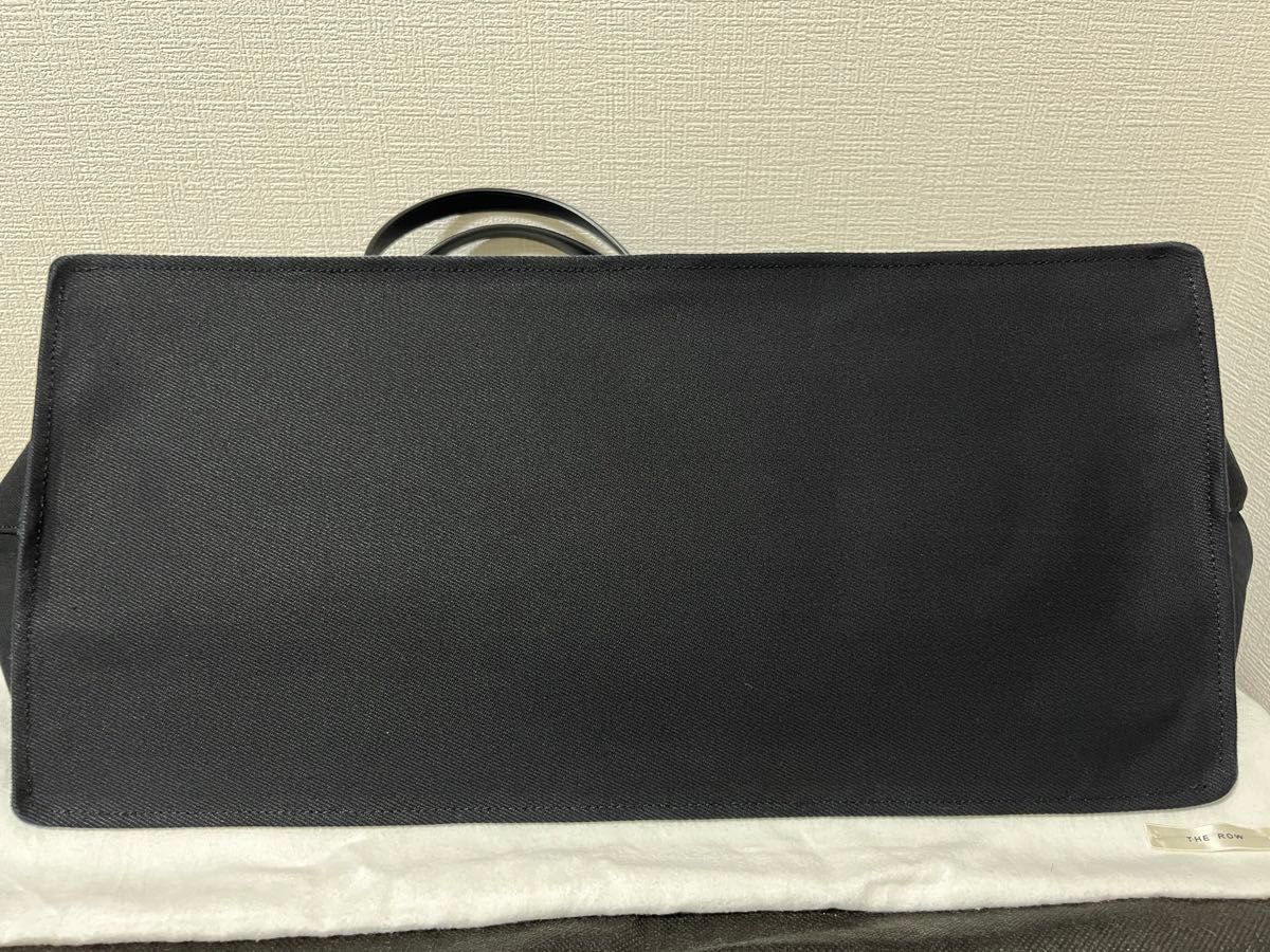 2024年購入 The Row XL Idaho トートバッグ 美品 国内正規 2024年購入 The Row XL Idaho トートバッグ 美品 国内正規