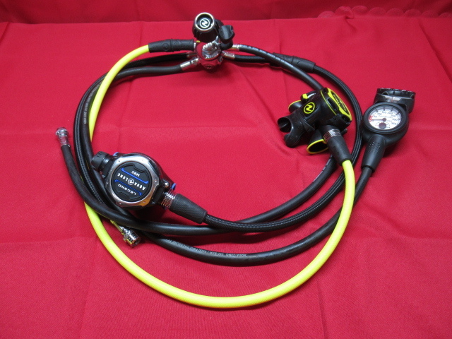 AQUALUNG アクアラング LEGEND MBS レジェンド レギュレーター オクトパス ゲージ ダイビング用品 管理7KR0207B-A7