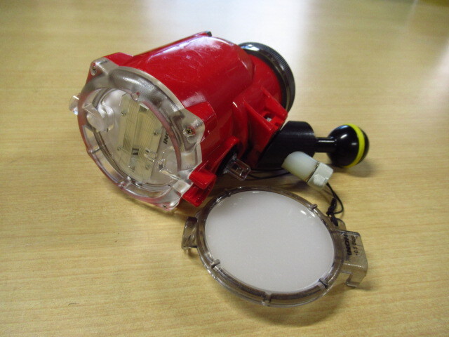 5250円 INON イノン S-2000 Strobe 水中ストロボ ダイビング 5250円 INON イノン S-2000 Strobe 水中ストロボ ダイビング