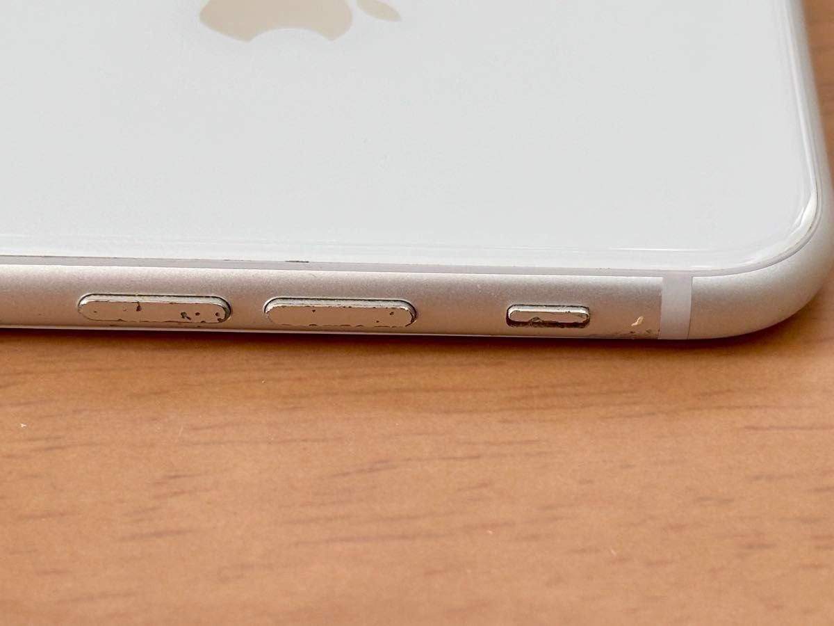 Apple iPhone8 シルバー 256GB SIMフリー 本体(箱・保護 Apple iPhone8 シルバー 256GB SIMフリー 本体(箱・保護