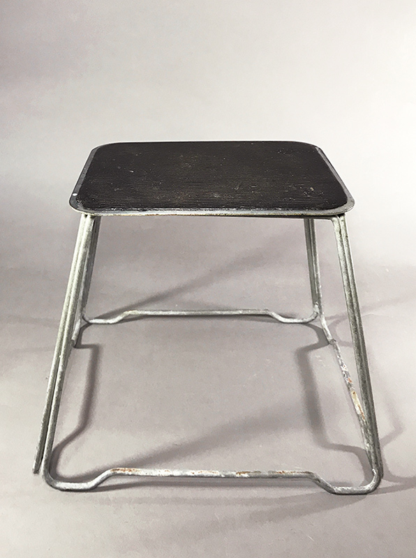 1950's アンティーク 補助台 ステップ/ガレージ/椅子/O.C.WHITE/ビンテージ/ランプ/アトリエ/カントリー/ドアノブ/照明/店舗什器/シャビー_画像2