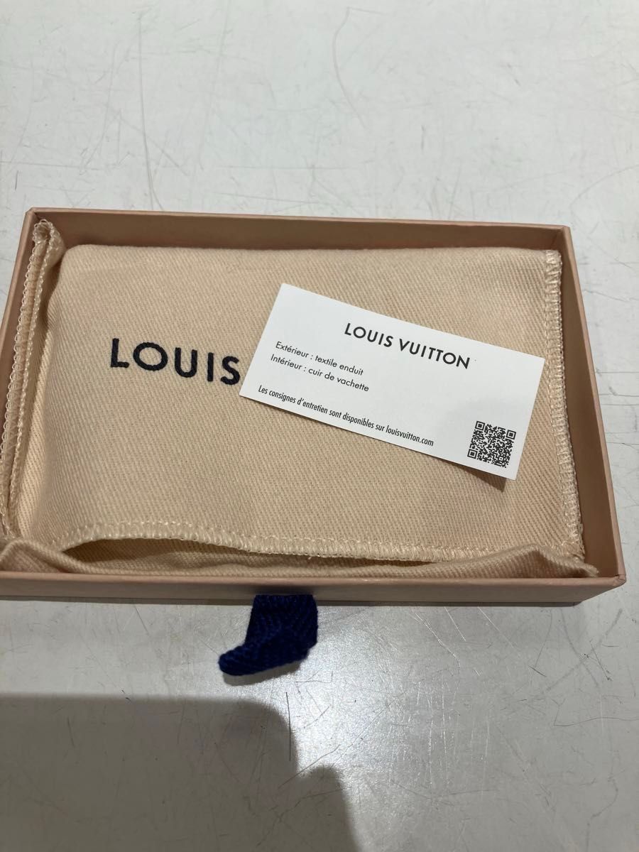 黒19 LV × TM ブレスレット・LV シグネチャー ルイヴィトン 村上 黒19 LV × TM ブレスレット・LV シグネチャー ルイヴィトン 村上