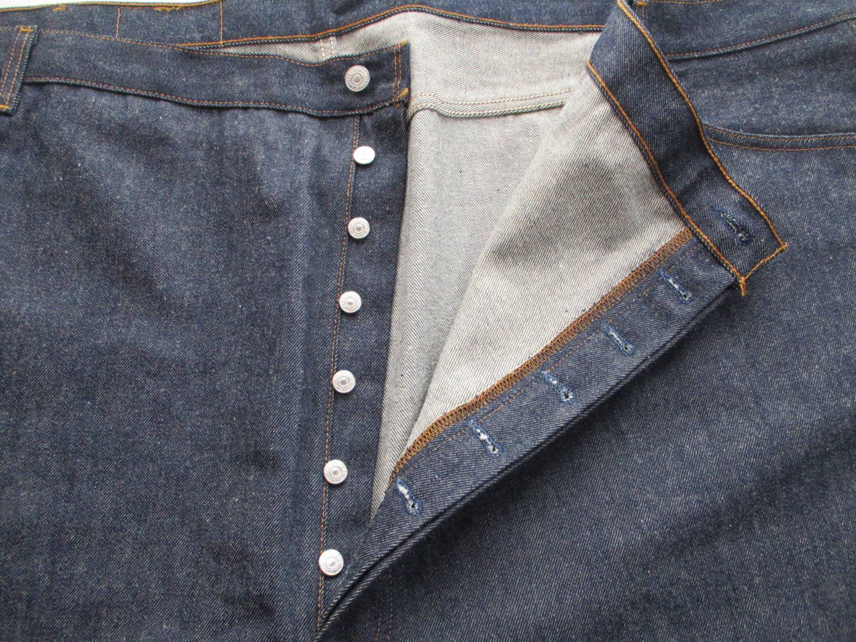 MADE IN USA America made 90s Levi\'s Levi's 501 W60L34 dead stock / display .