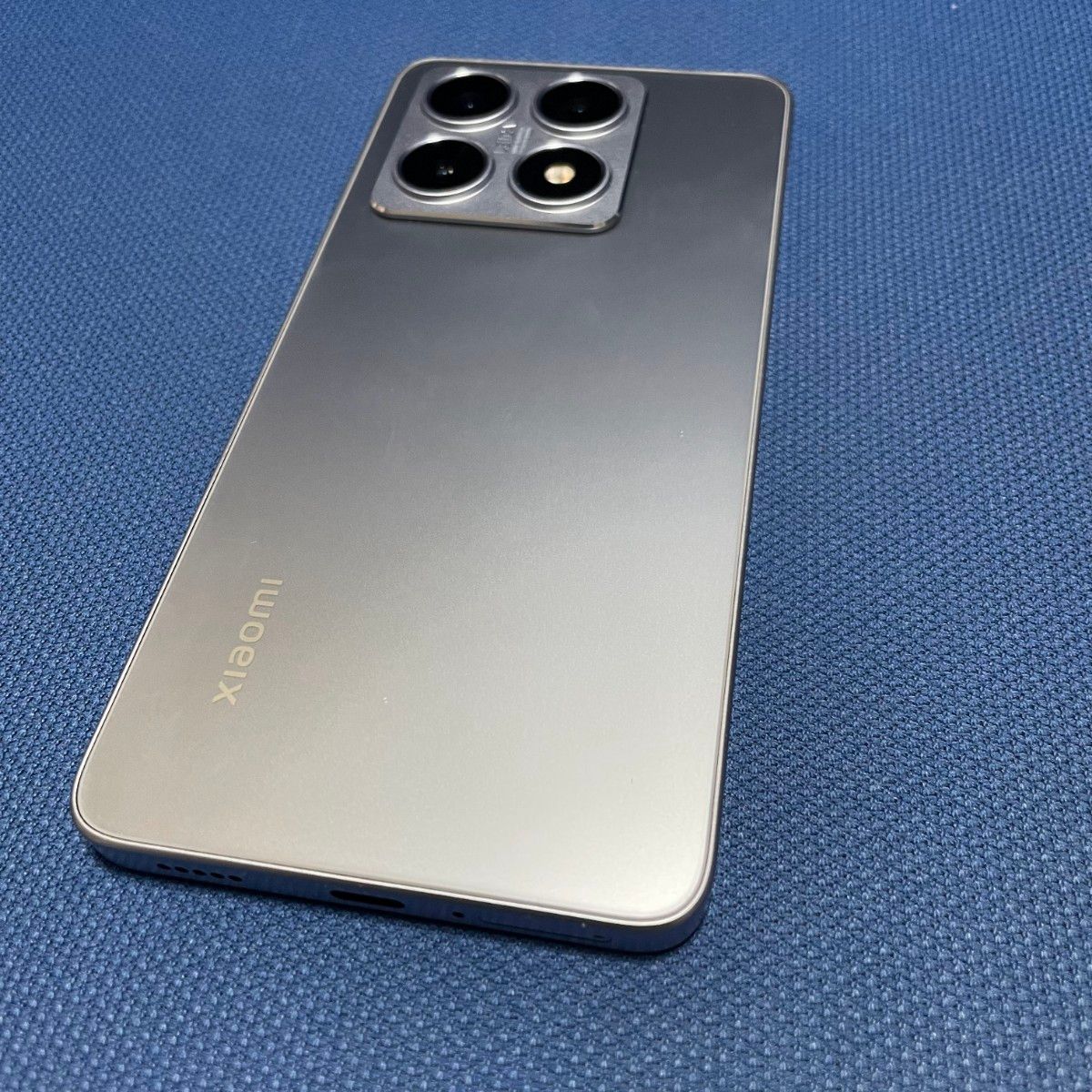 美品 Xiaomi 14T XIG07 チタンブルー 12G/256GB SIMフリー 美品 Xiaomi 14T XIG07 チタンブルー 12G/256GB SIMフリー