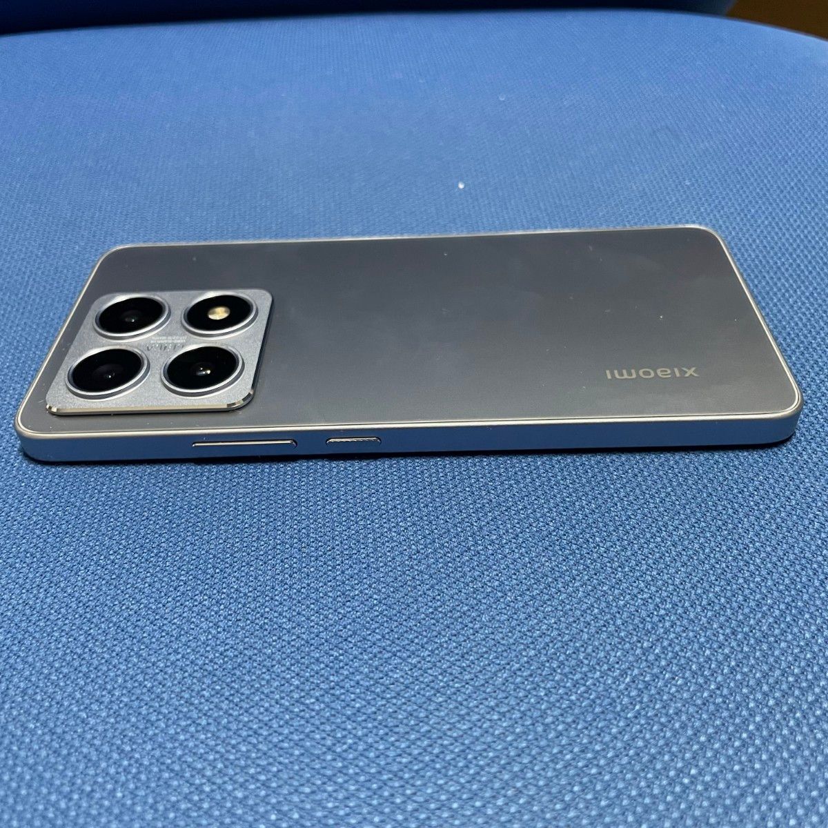 美品 Xiaomi 14T XIG07 チタンブルー 12G/256GB SIMフリー 美品 Xiaomi 14T XIG07 チタンブルー 12G/256GB SIMフリー