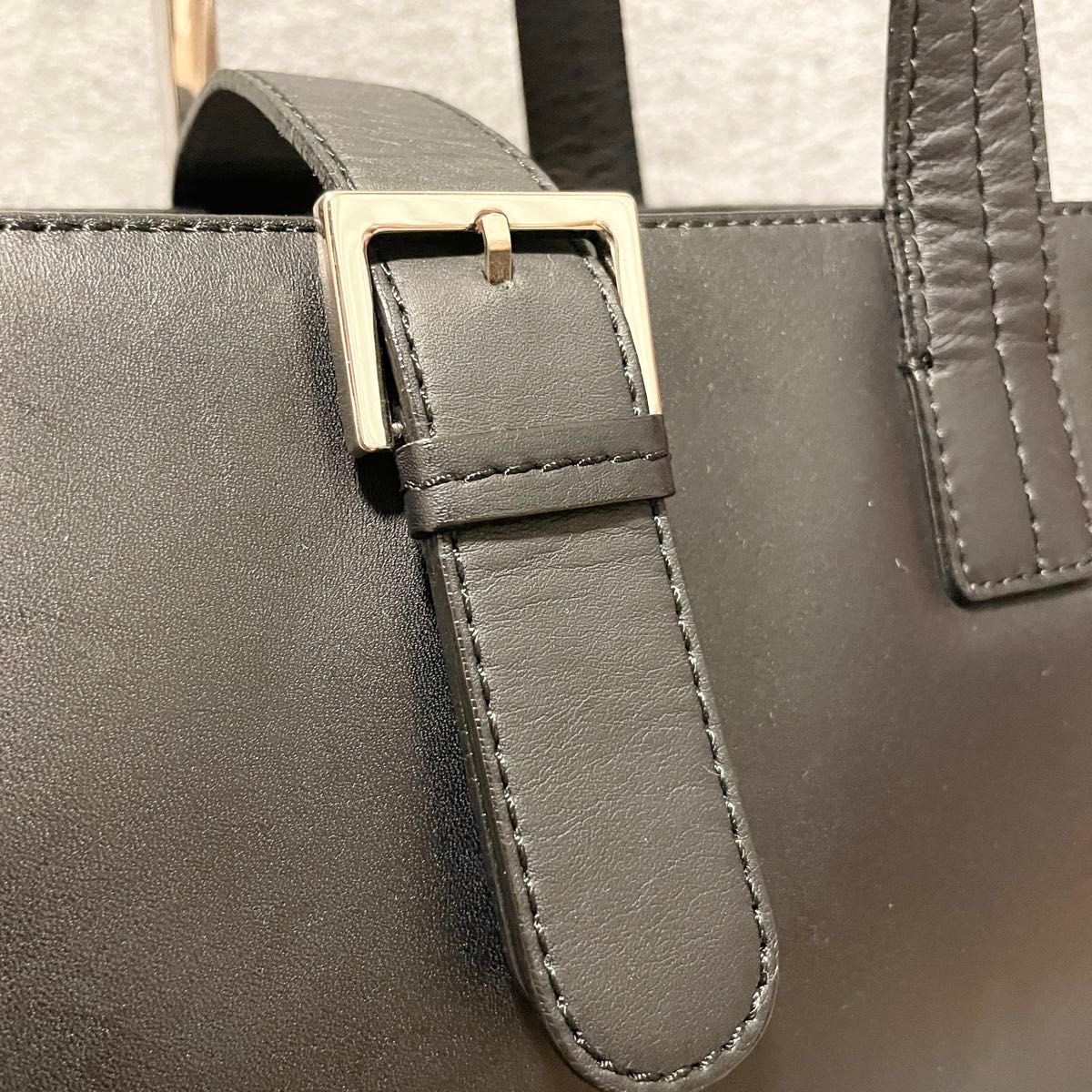 極美品】 BURBERRY トートバッグ ノバチェック レザー A4 極美品】 BURBERRY トートバッグ ノバチェック レザー A4