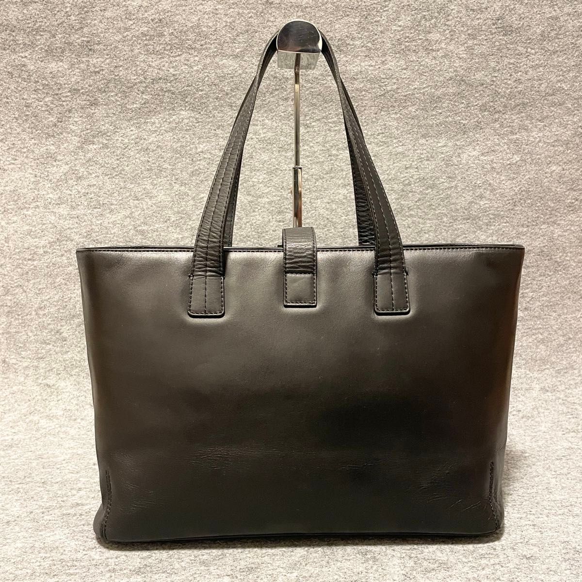 極美品】 BURBERRY トートバッグ ノバチェック レザー A4