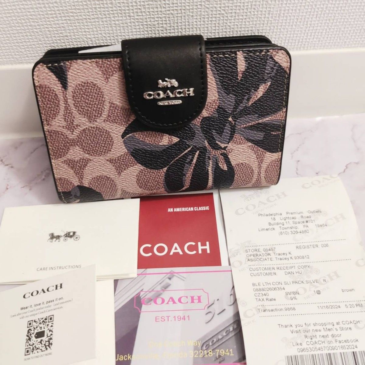 新品・未使用 COACH コーチ 二つ折り財布 - 折り財布 新品・未使用 COACH コーチ 二つ折り財布 - 折り財布