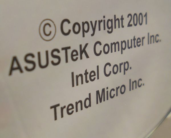 ASUS Intel 850 シリーズ マザーボード　M 197　ドライバーCD_画像4